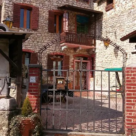 Prázdninový dům Il Borgo Dei Laghi *